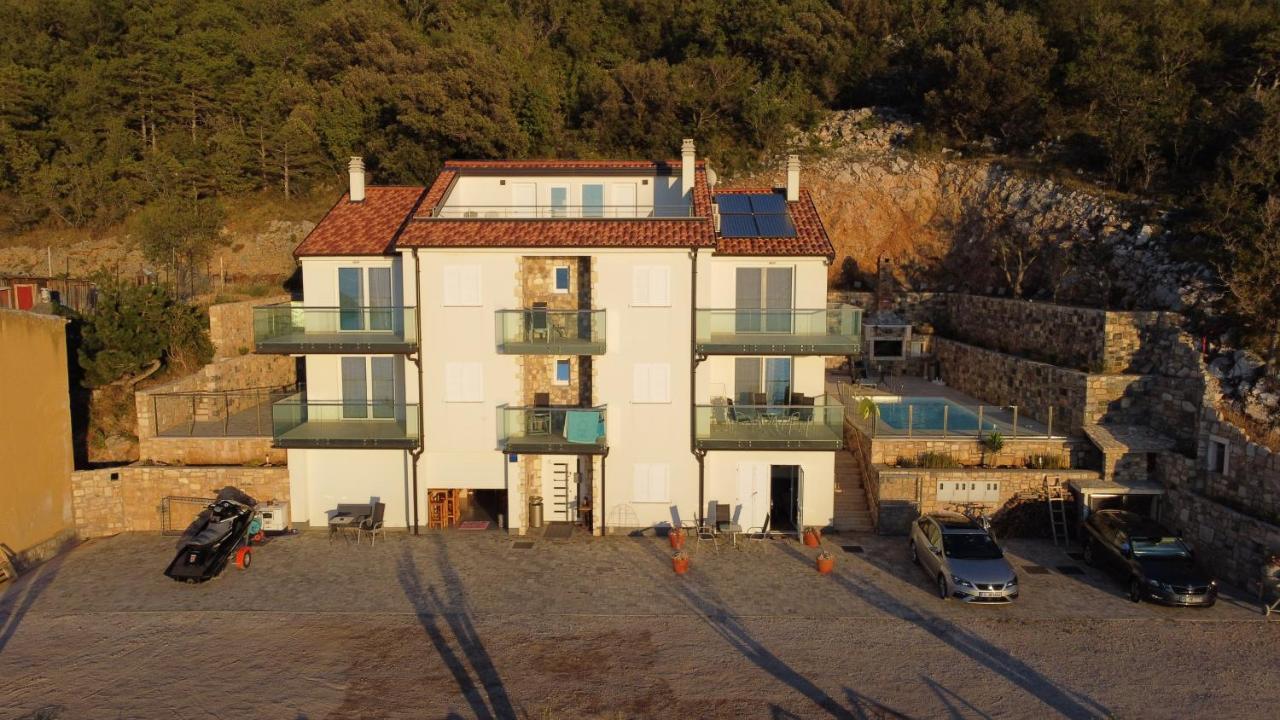 2Bfree Apartments Stinica Exterior foto