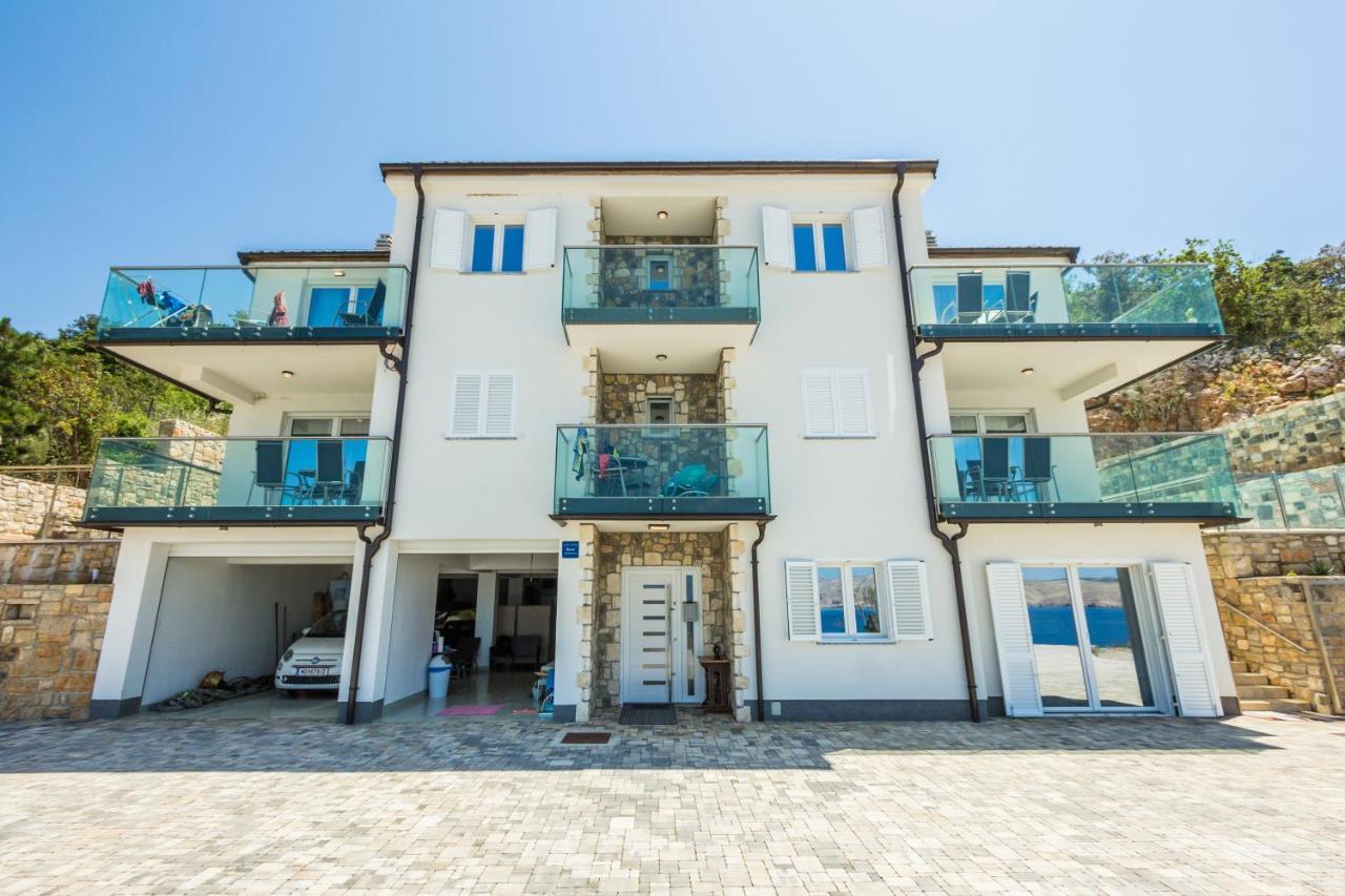 2Bfree Apartments Stinica Exterior foto