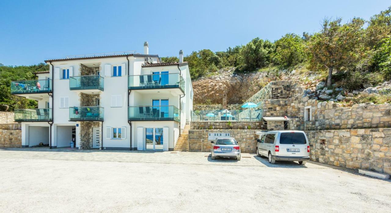 2Bfree Apartments Stinica Exterior foto